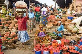 Amid rising food prices, Nigeria's inflation jumps to 31.7%.